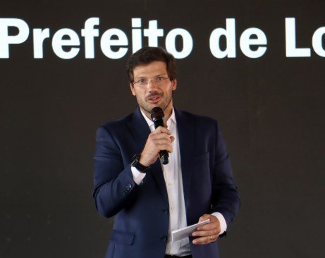 pedra-fundamental-TCS-Tata-terreno-Higienopolis-Emerson-Dias_NC-3